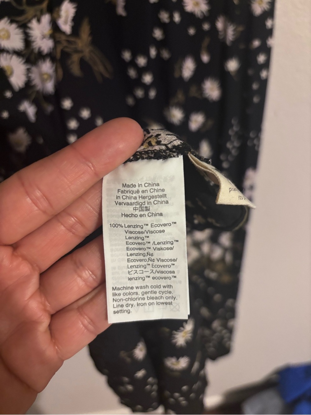 Madewell Puff-Sleeve Wrap-Front Midi Dress in Polka Daisies - Picture 10 of 10